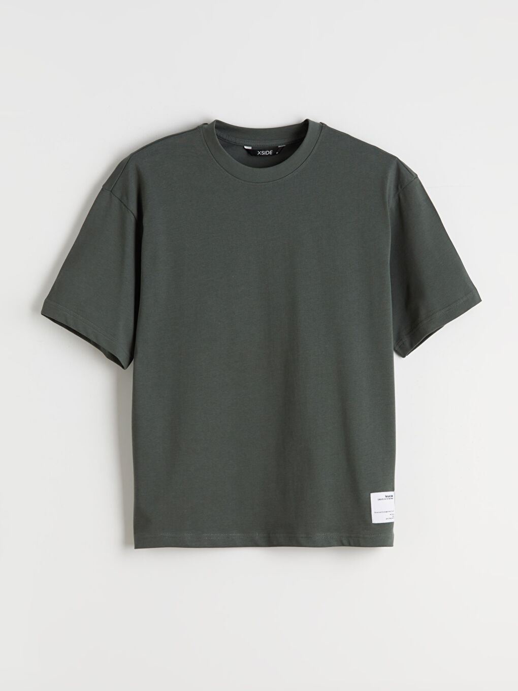 تيشيرت رجالي بياقة دائرية قماش جيرسي-4