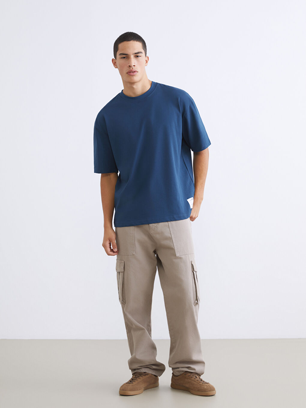 تيشيرت رجالي بياقة دائرية قماش جيرسي-1