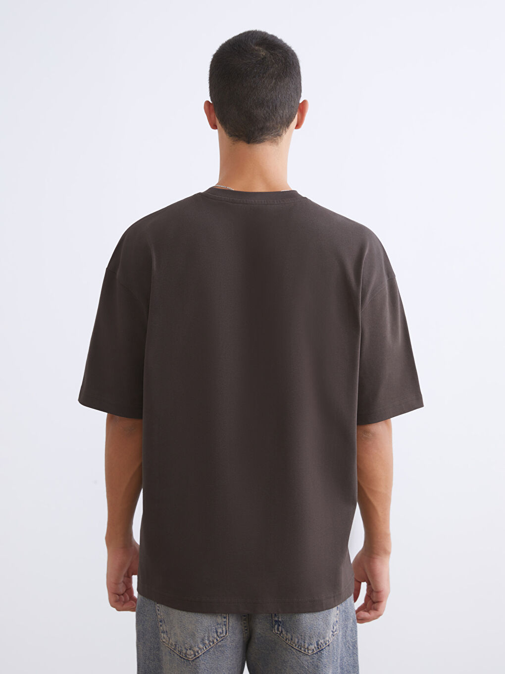 تيشيرت رجالي بياقة دائرية قماش جيرسي-3