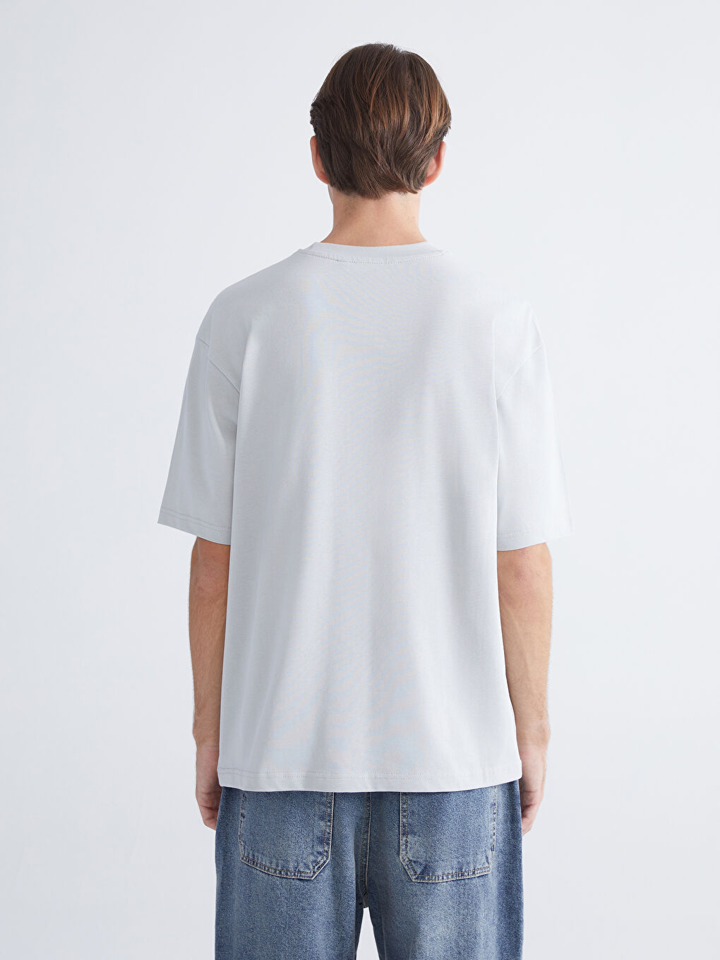 تيشيرت رجالي بياقة دائرية قماش جيرسي-3