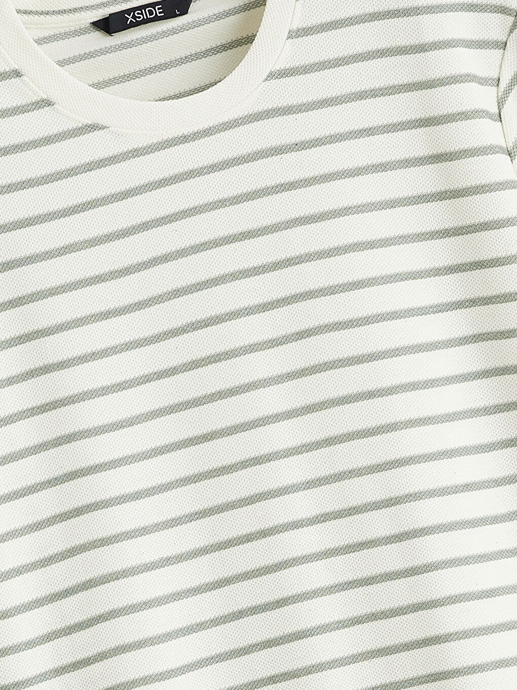 تيشيرت رجالي مخطط بياقة دائرية-5