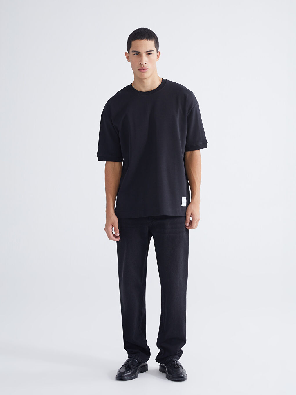 تيشيرت ياقة دائرية للرجال-1