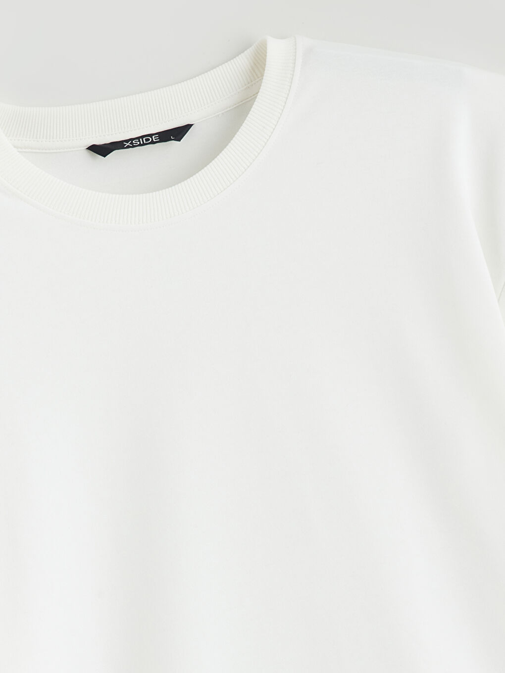 تيشيرت ياقة دائرية للرجال-5