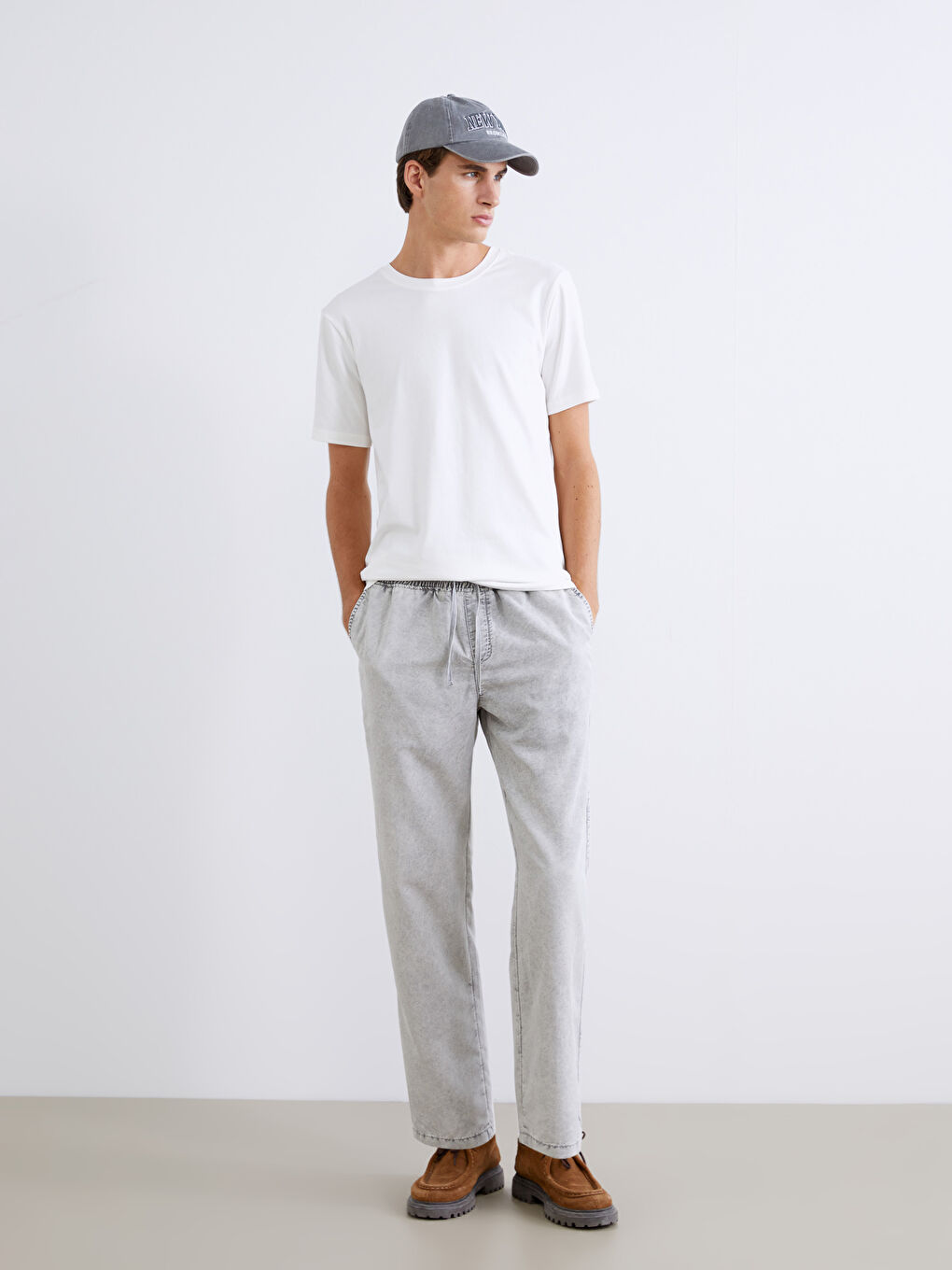 تيشيرت برقبة دائرية للرجال-1