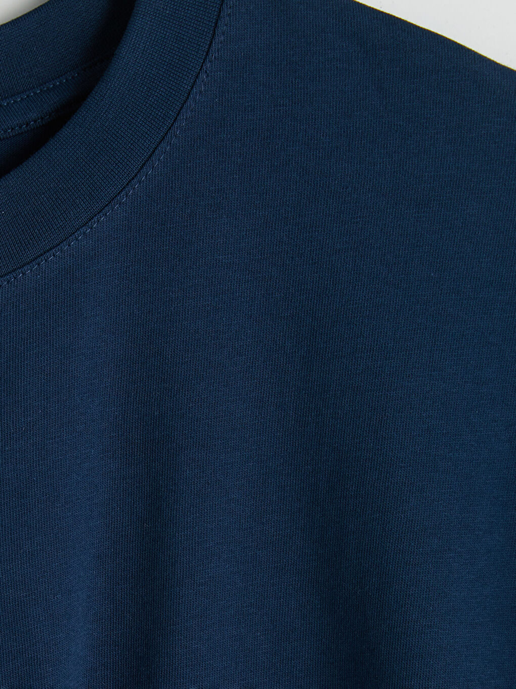 تي شيرت رجالي أساسي واسع القصة من قطن 100٪-2