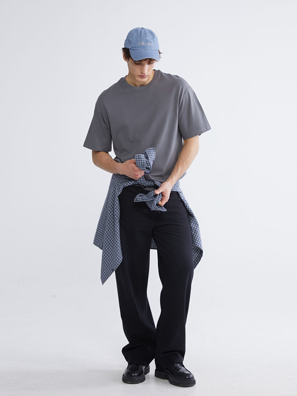 تي شيرت رجالي بياقة دائرية-1