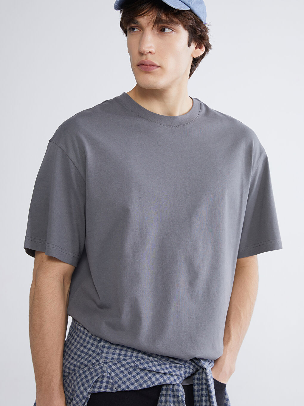 تي شيرت رجالي بياقة دائرية-2