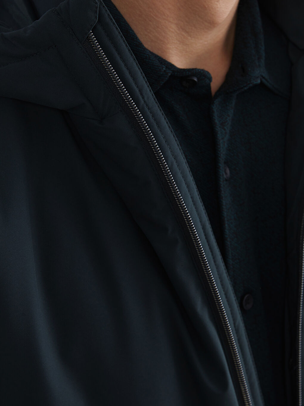 Yeşil Standart Kalıp Kapüşonlu Erkek Mont-2