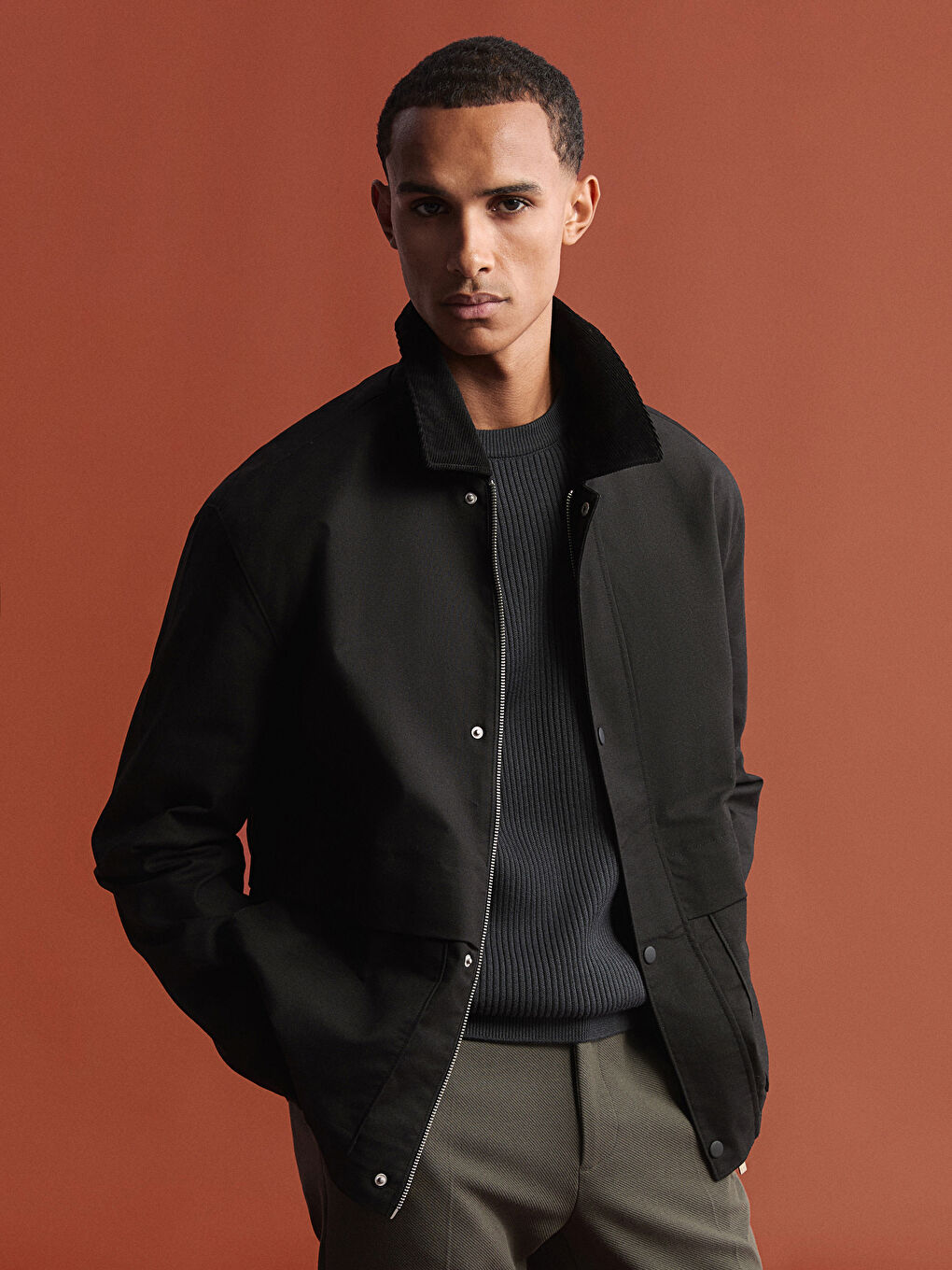 Siyah Standart Kalıp Kadife Yaka Erkek Ceket