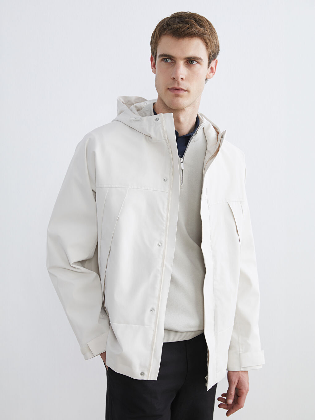 Мужчины Бежевый Дождевик