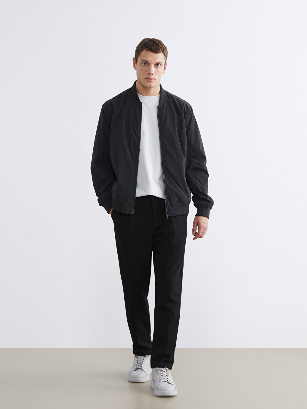 Мъжко палто с класическа кройка-1