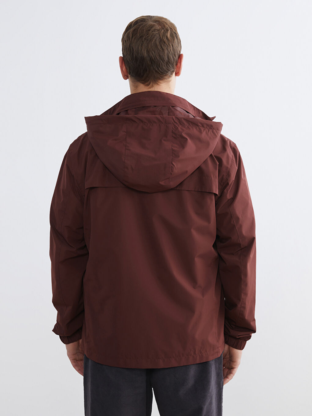 Mürdüm Standart Kalıp Kapüşonlu Erkek Yağmurluk-4