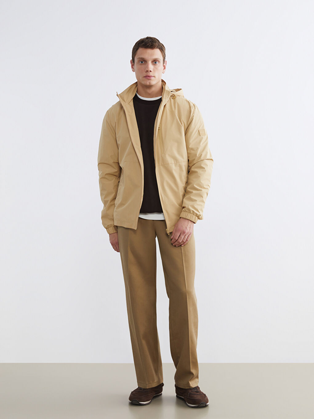 Sarı Standart Kalıp Kapüşonlu Erkek Yağmurluk-1