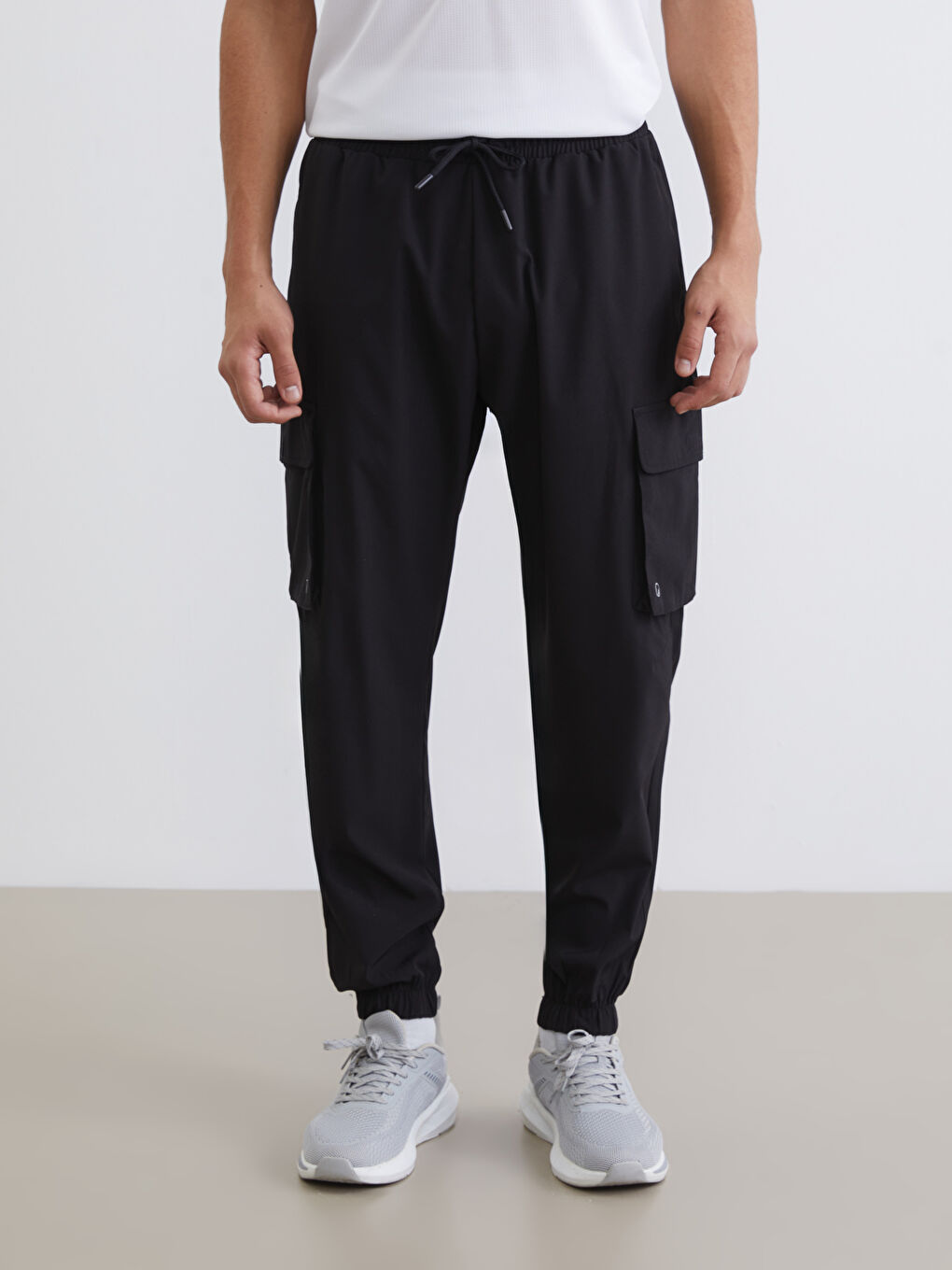 მამაკაცები შავი ჯოგერ სპორტული შარვალი-1