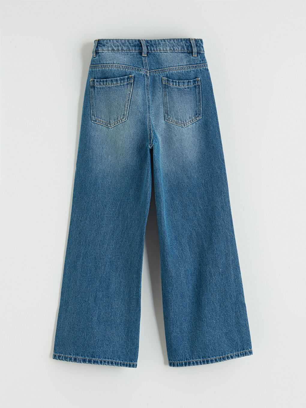 Dečije široke farmerke sa cvetnim dezenom-2