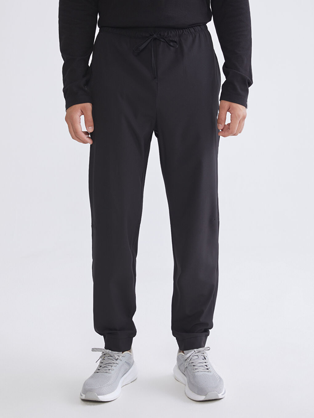 მამაკაცები შავი ჯოგერ სპორტული შარვალი-1