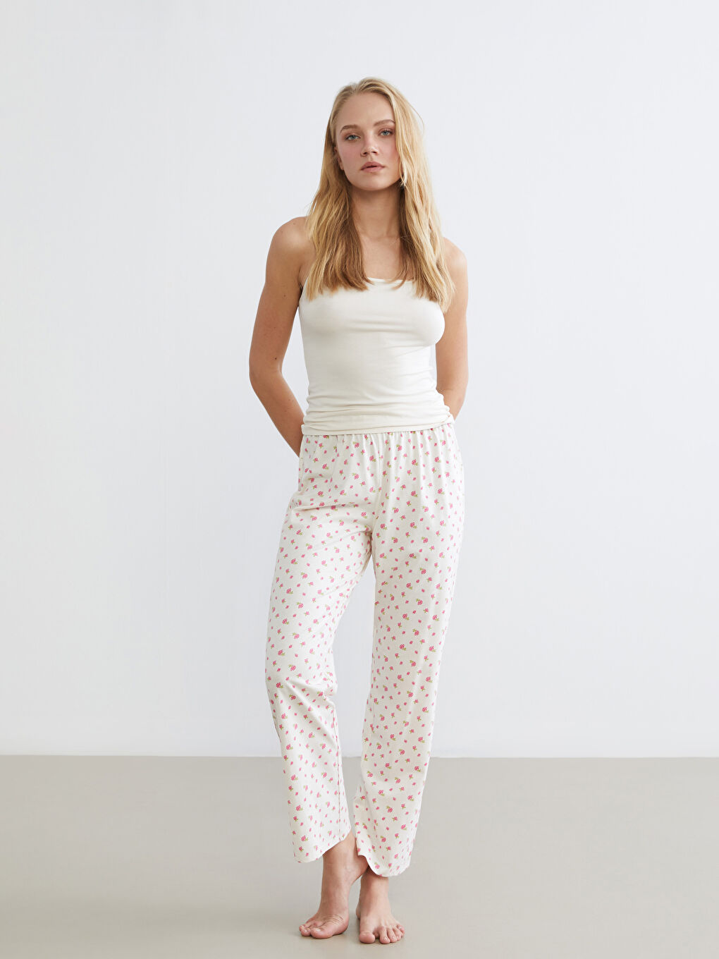 Ekru Beli Lastikli Çiçekli Kadın Pijama Altı