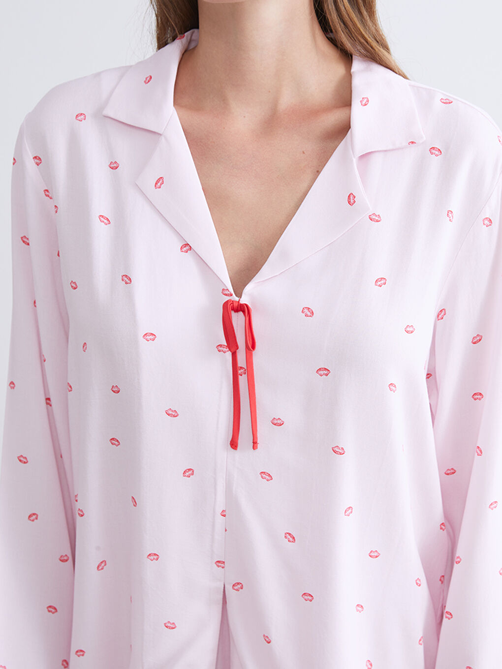 Pembe Gömlek Yaka Bağlama Detaylı Kadın Pijama Takımı-2