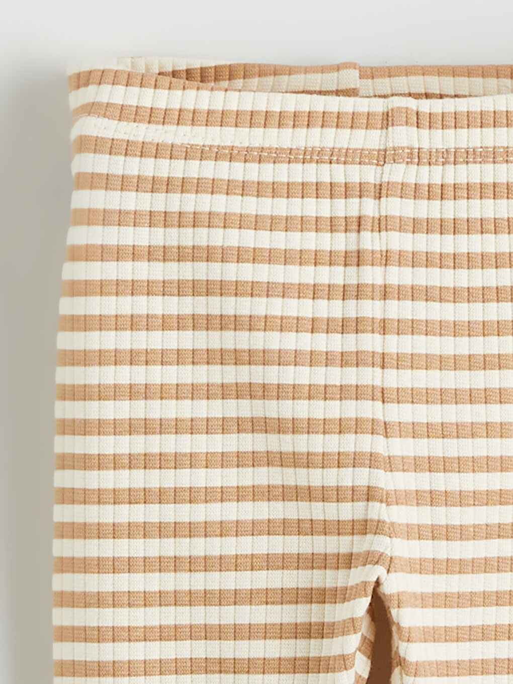 ჩვილი ბიჭი ბეჟი კომპლექტი-5