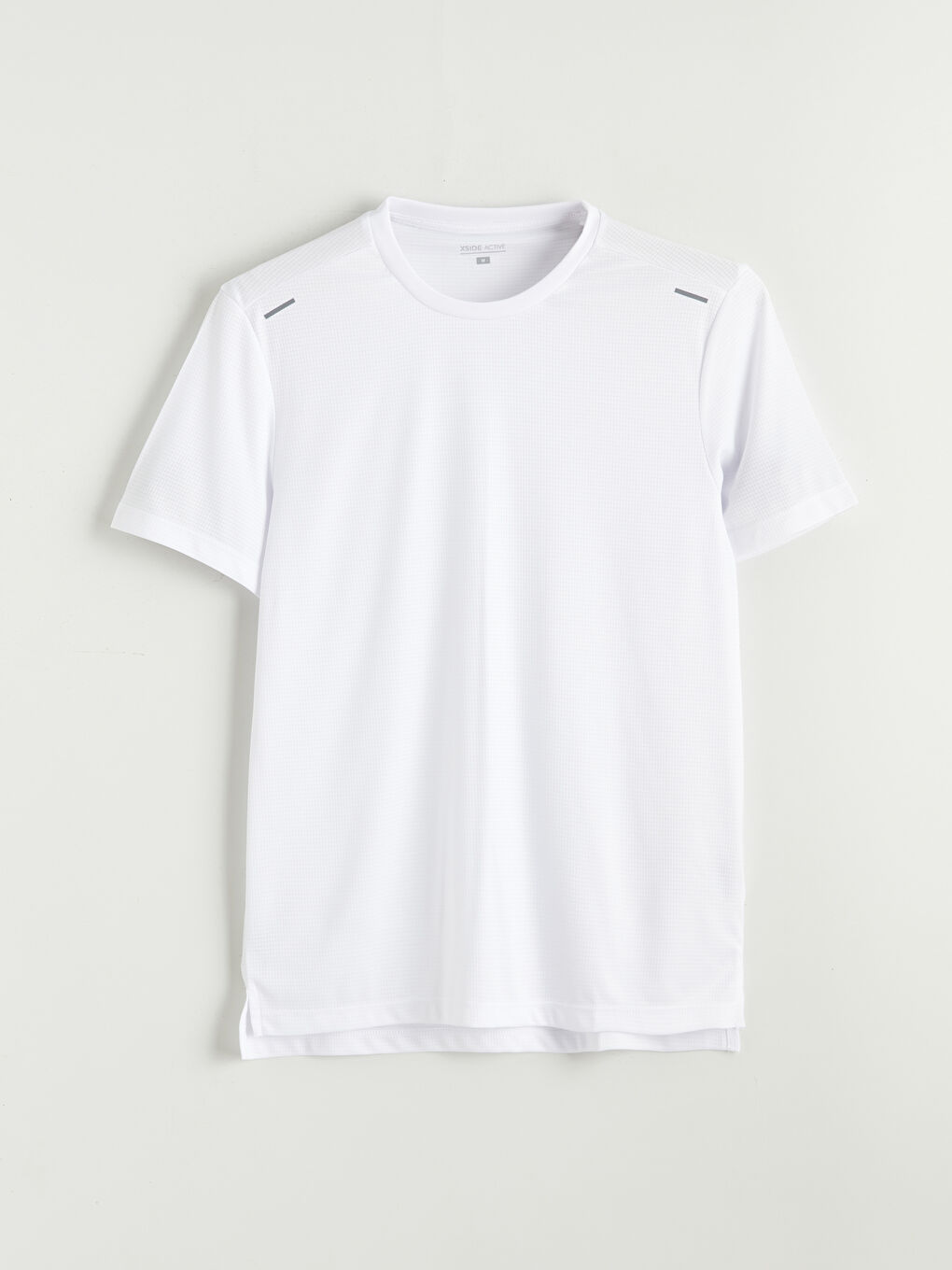 تيشيرت رياضي برقبة دائرية للرجال-4