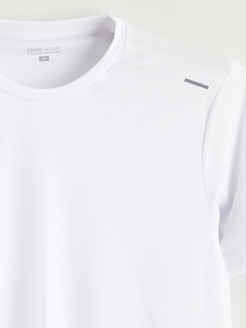 تيشيرت رياضي برقبة دائرية للرجال-5