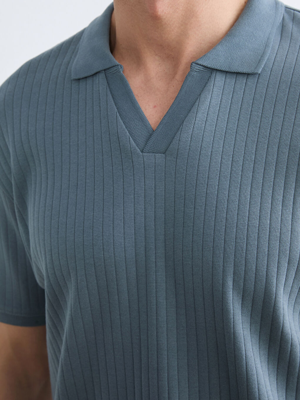 Футболка з коміром-поло для чоловіків-2