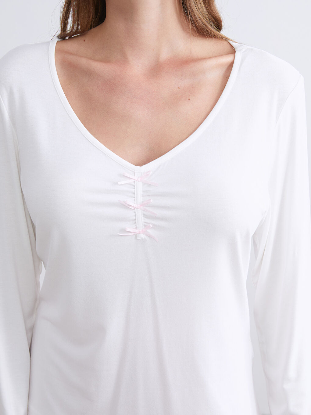 V Yaka Desenli Kadın Pijama Takım-2