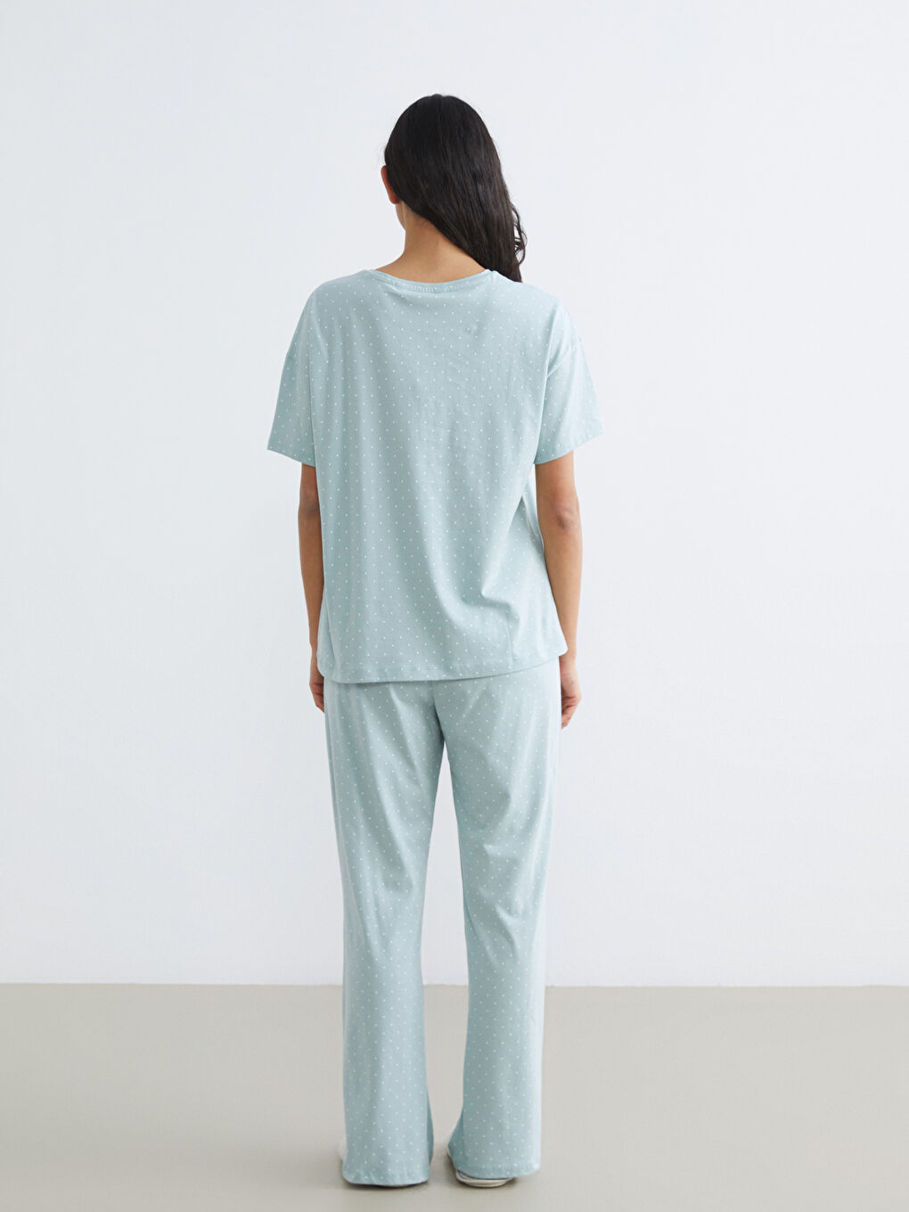 Yeşil Bisiklet Yaka Puantiyeli Kadın Pijama Takım-3