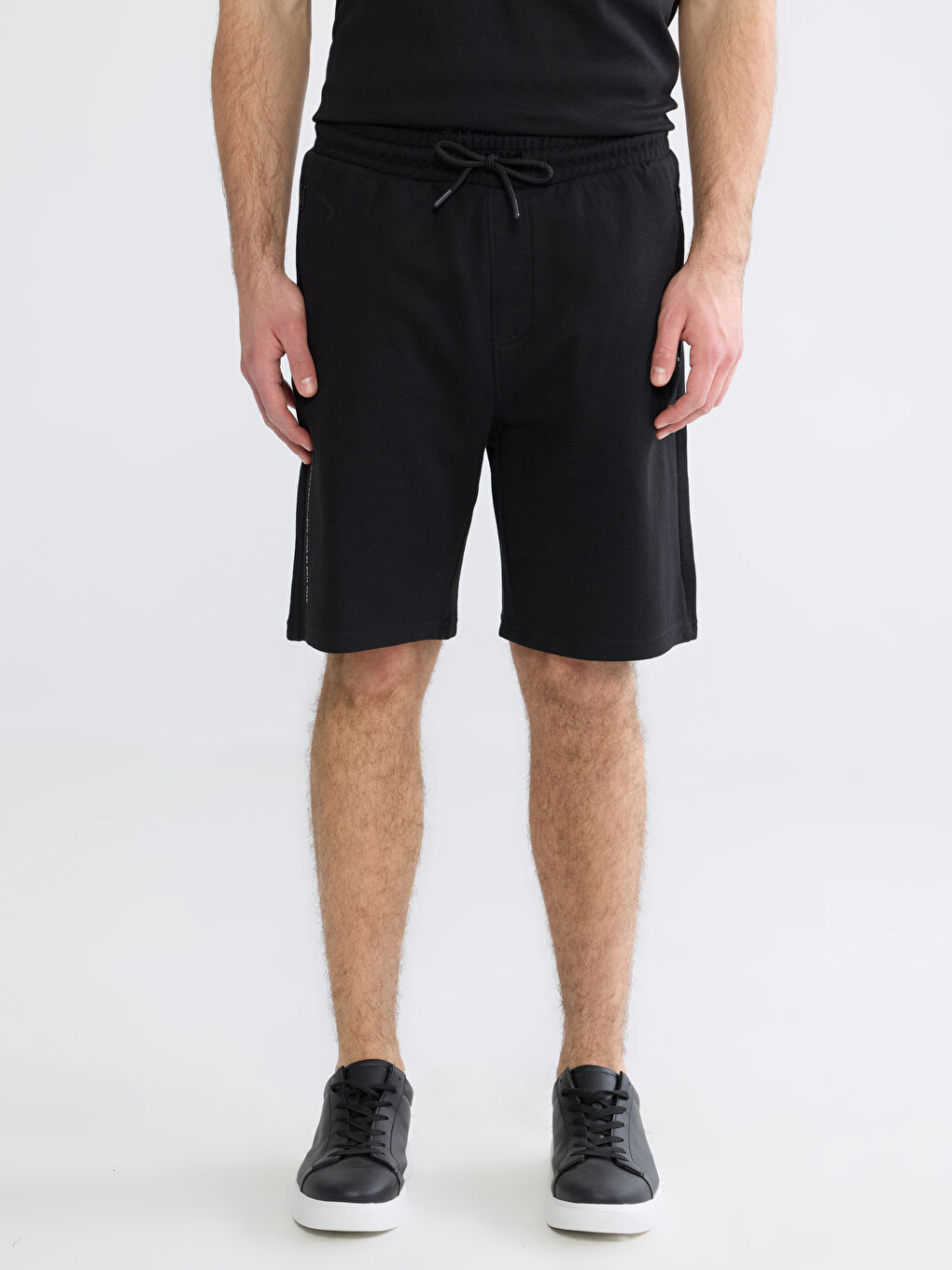 Мужчины Черный Шорты-1