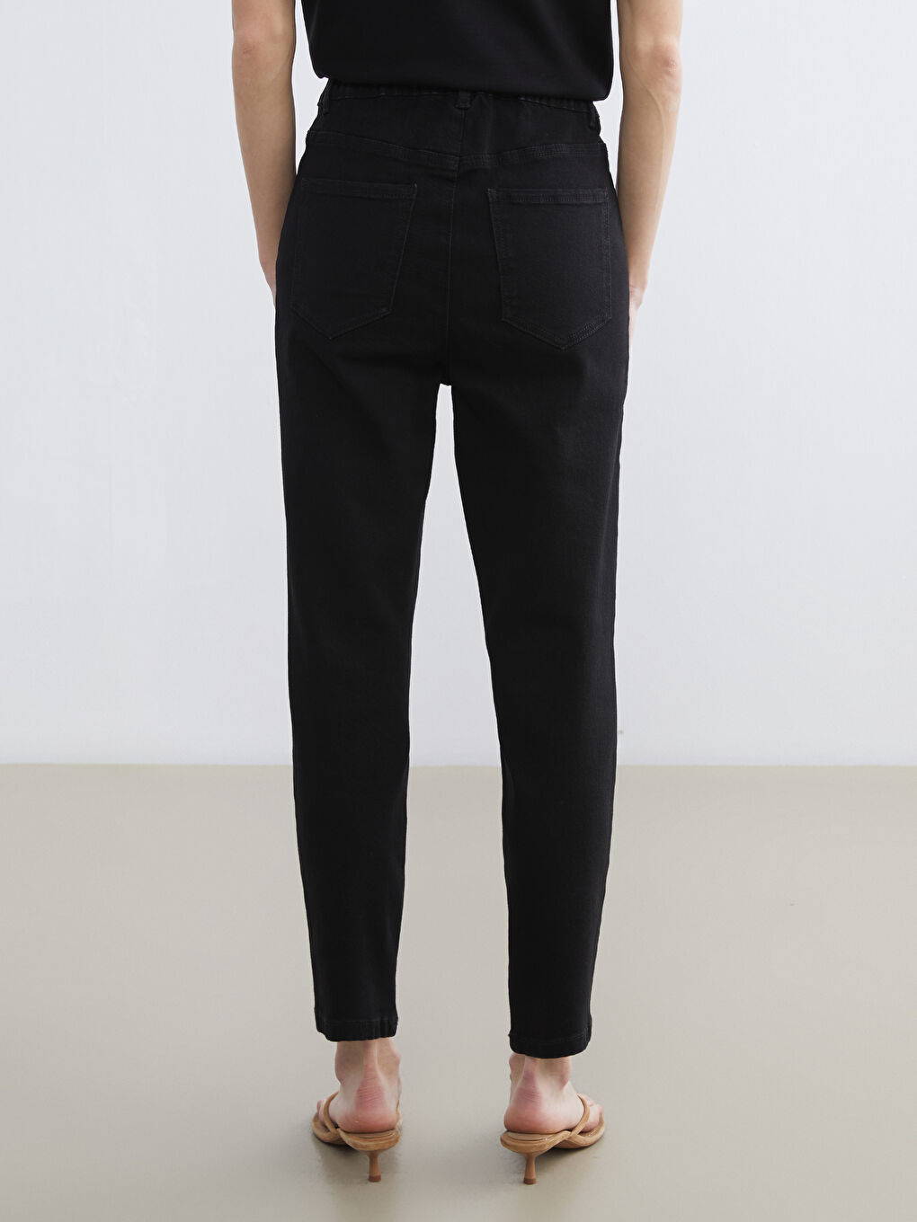 Женщины Черный Джинсы-3