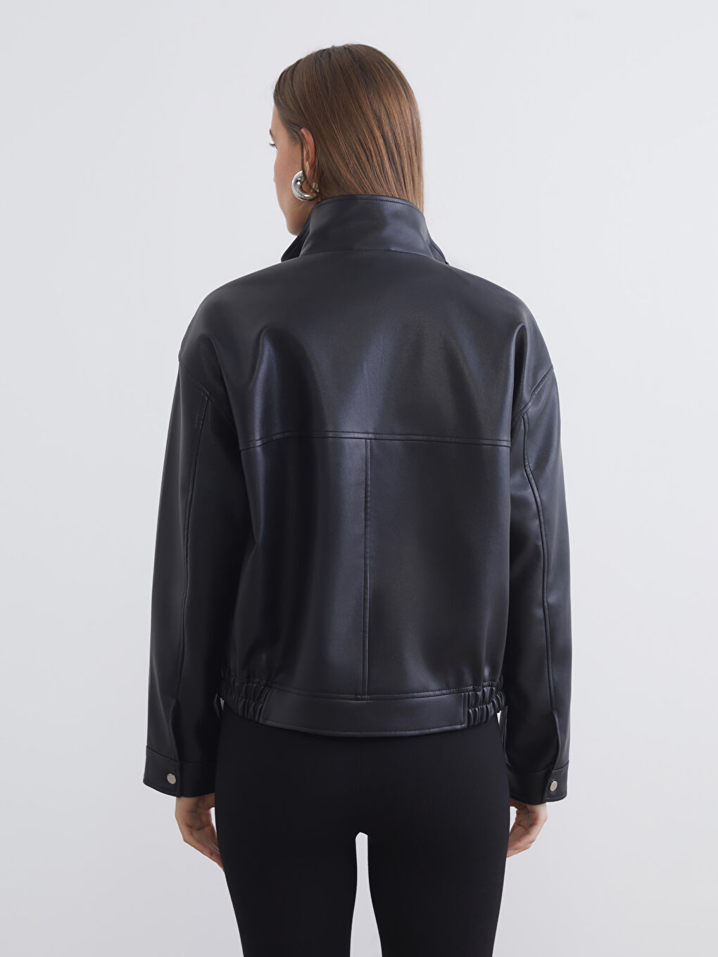 Siyah Dik Yaka Kadın Deri Görünümlü Ceket-4