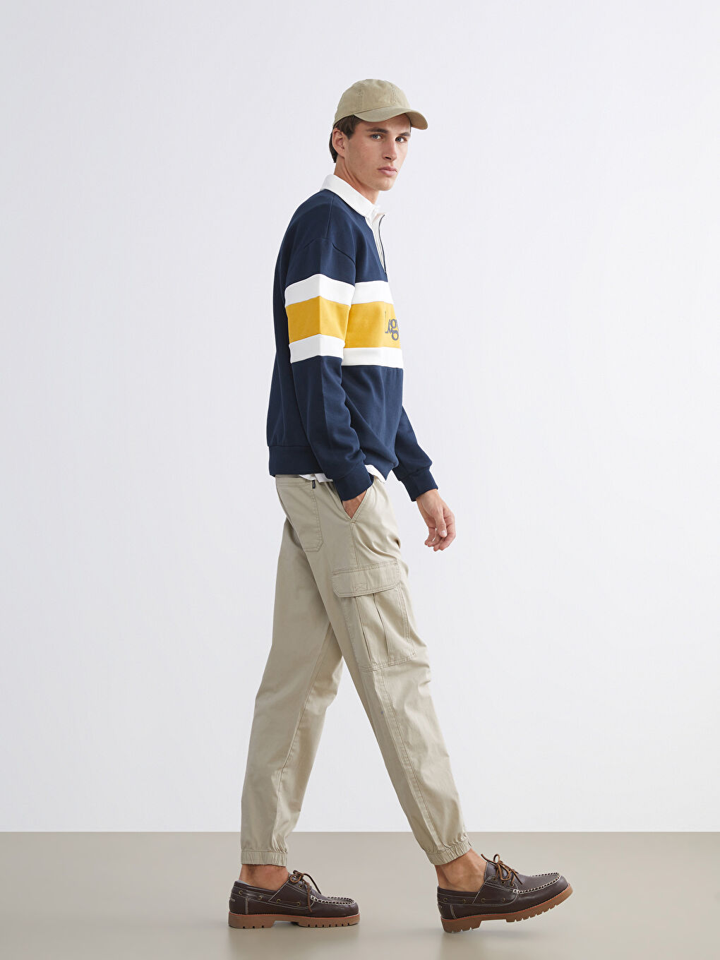 Men's Poplin Jogger Pants in a Regular Fit