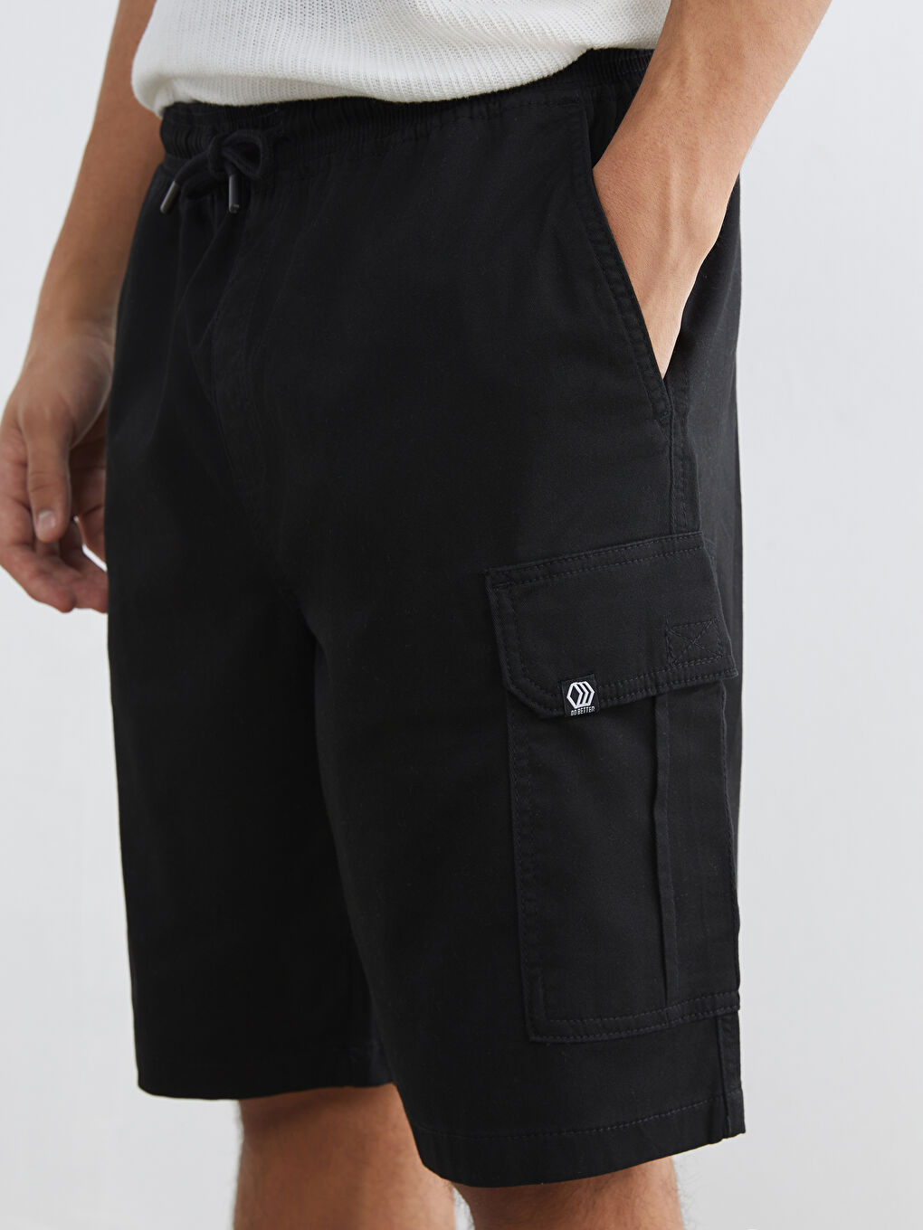 Siyah Standart Kalıp Erkek Gabardin Kargo Şort-2