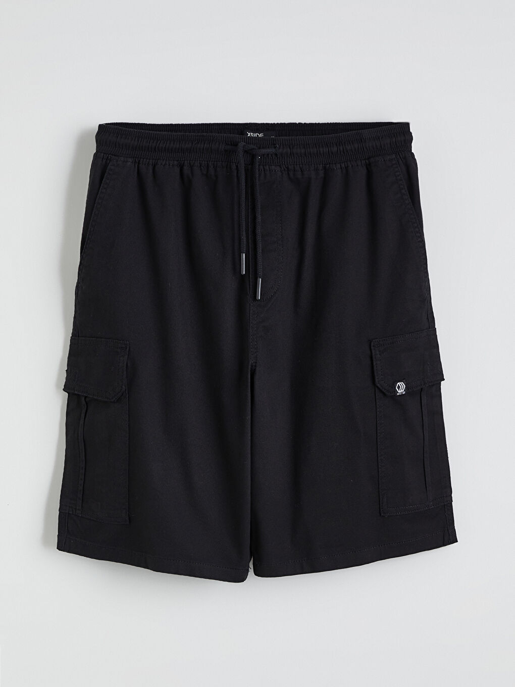 Siyah Standart Kalıp Erkek Gabardin Kargo Şort-4