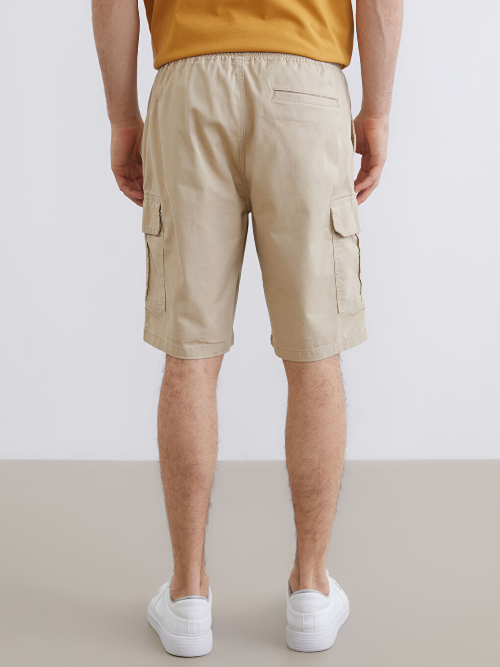 Bej Standart Kalıp Erkek Gabardin Kargo Şort-3