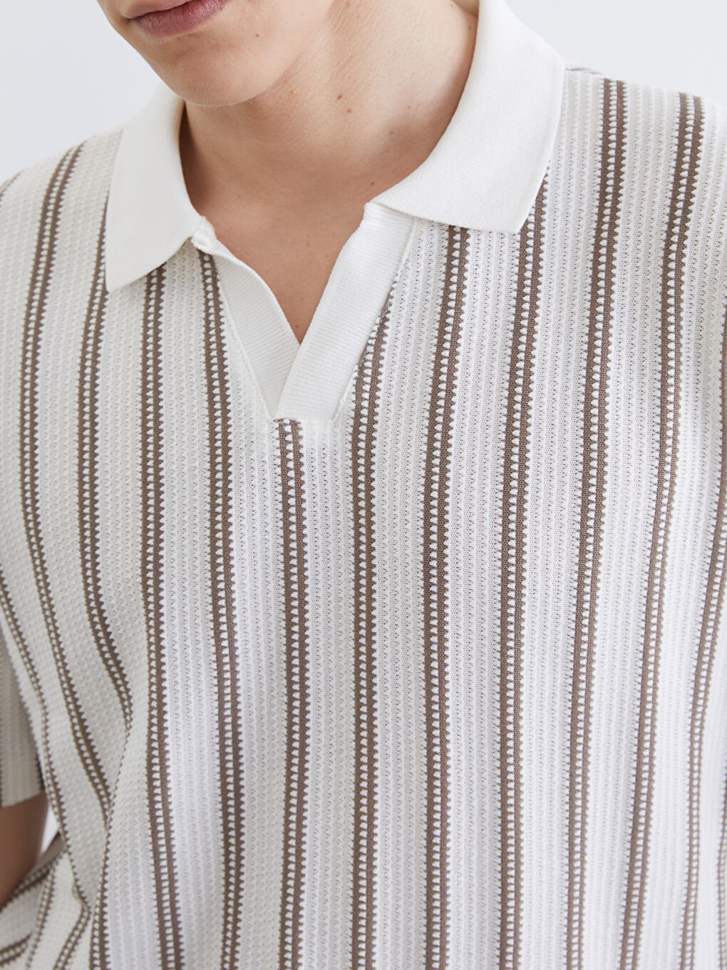 Bej Polo Yaka Çizgili Penye Erkek Tişört-2