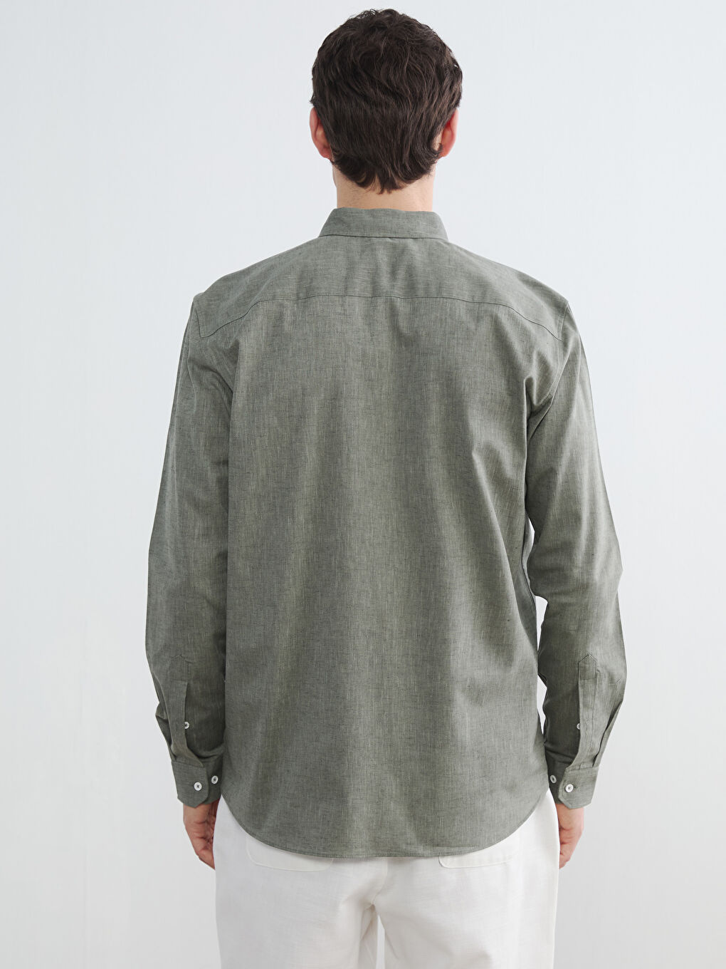 قميص رجالي بمظهر الكتان بقصة رفيعة-3