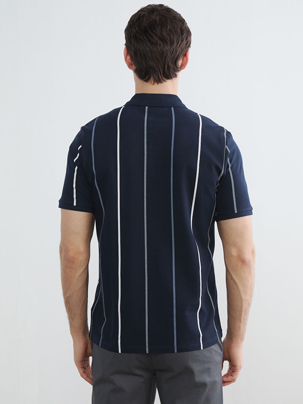 T-shirt Homme à Rayures en Piqué avec Col Polo-3
