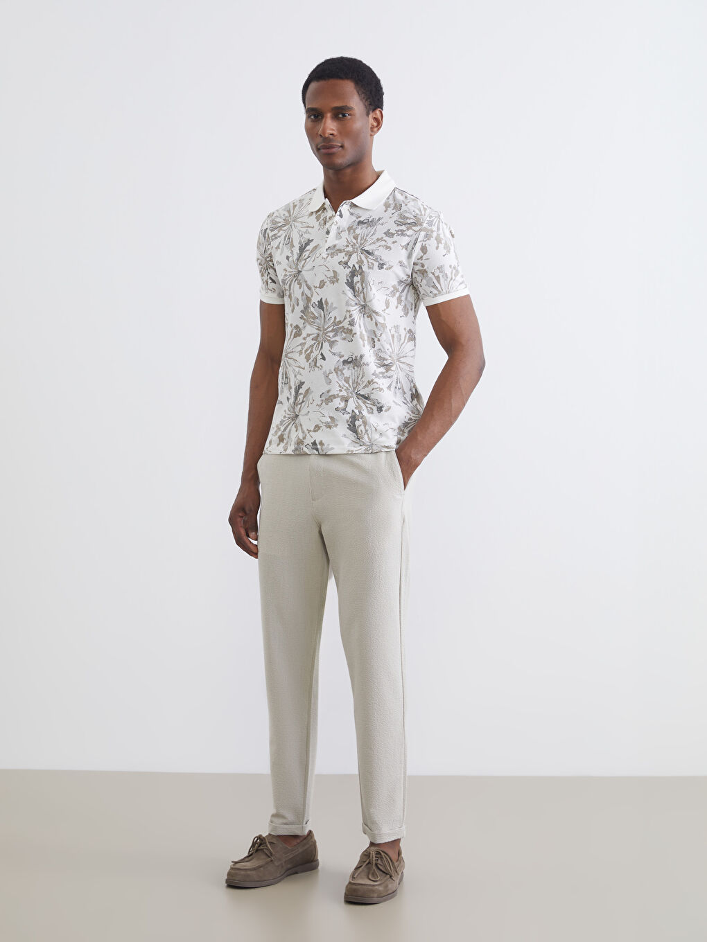 Мъжка тениска с поло яка и шарка на пике-1