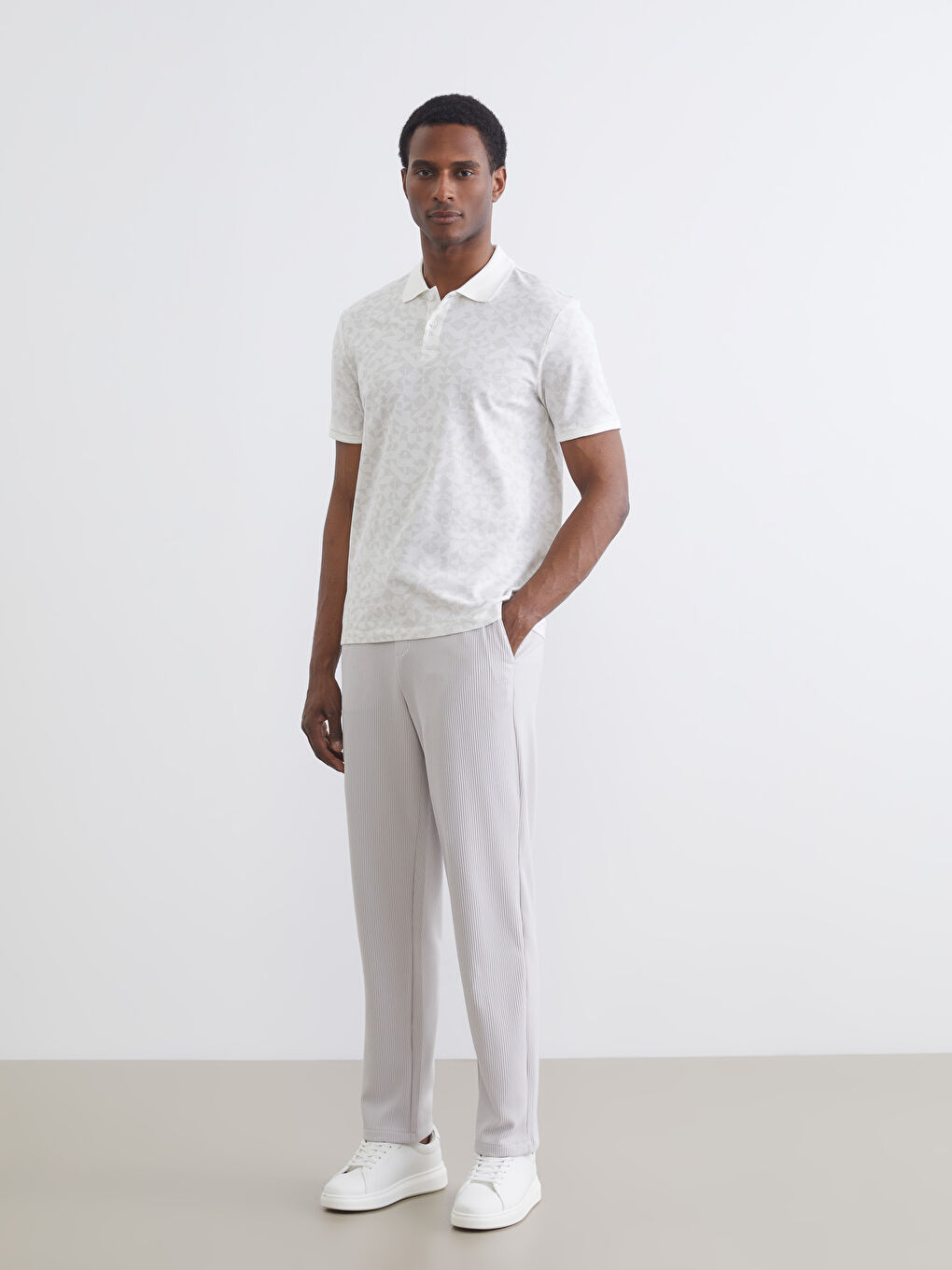 Muškarac BEŽ Majica kratkih rukava-1