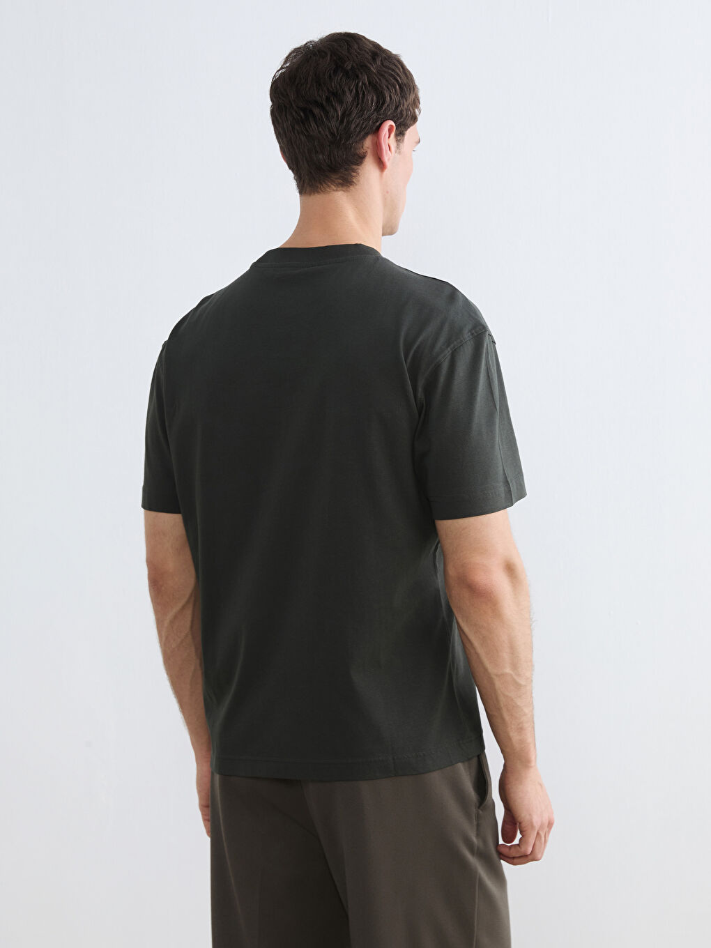 Мужчины Хаки Футболка-3