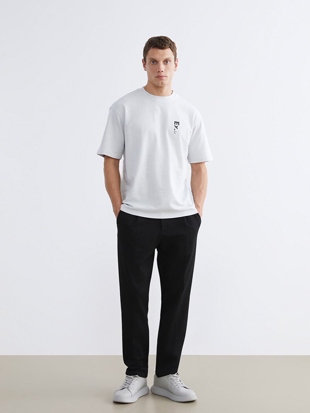 Чоловік СІРИЙ Футболка-1