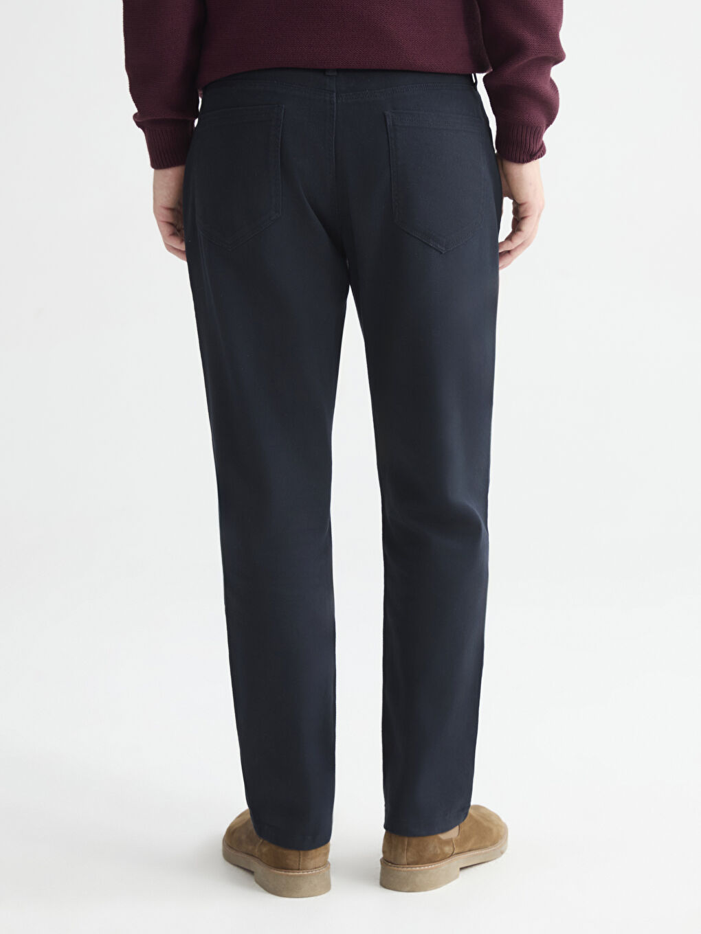 Muške pantalone regularnog kroja chino-3