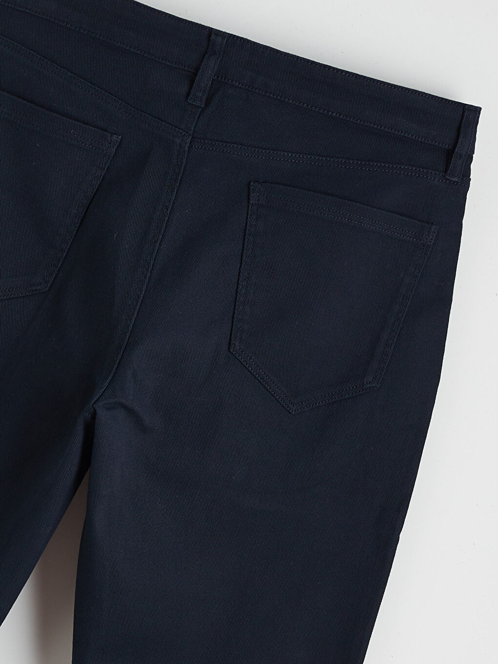 Muške pantalone regularnog kroja chino-5