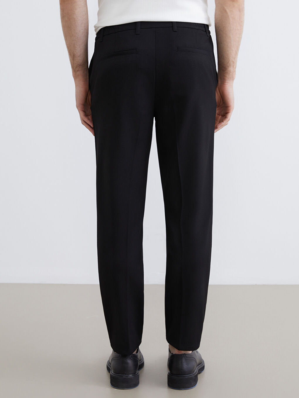 Siyah Standart Kalıp Erkek Pantolon-3