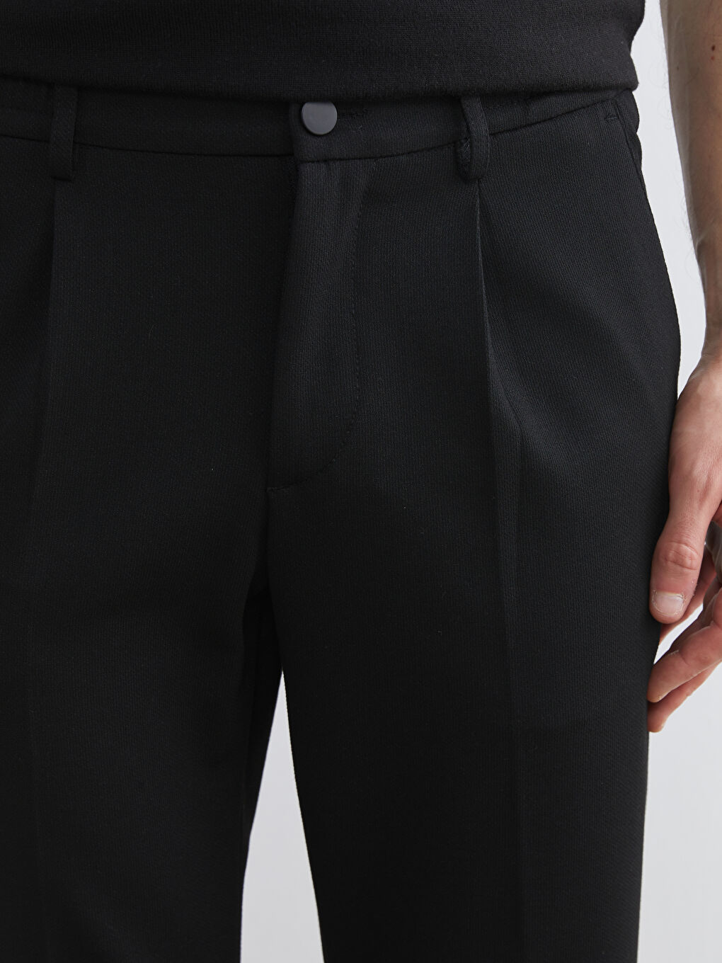 Siyah Standart Kalıp Erkek Pantolon-2