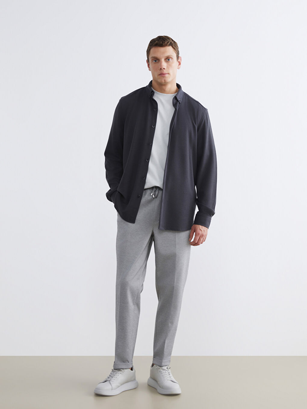 Брюки стандартного кроя