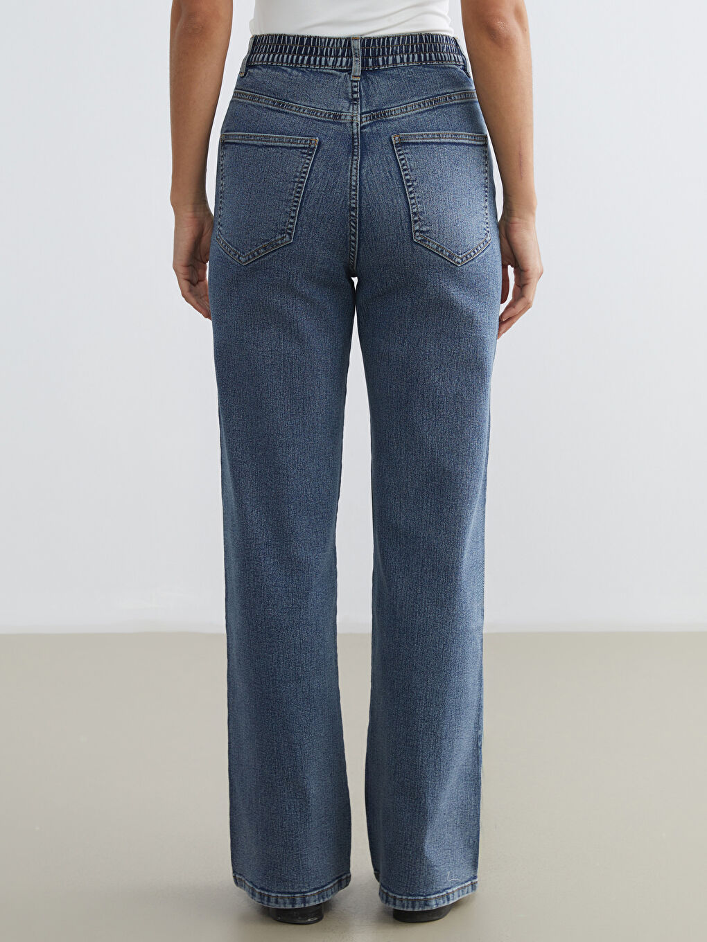 Women's Wide Leg Jean-3