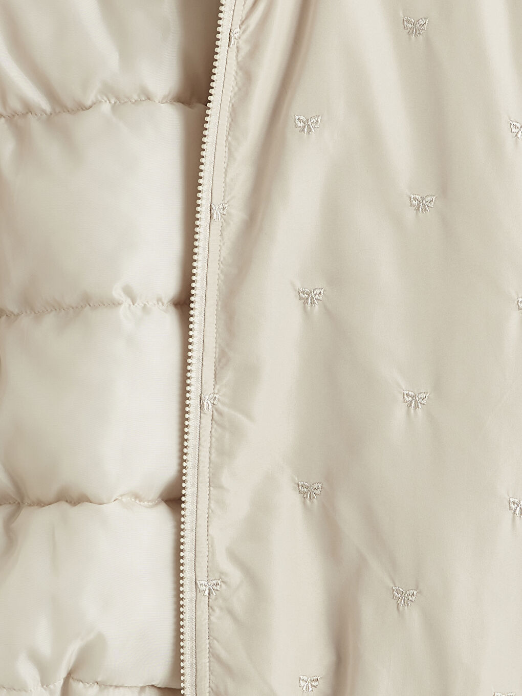 Bej Fiyonk Nakışlı Kız Çocuk Şişme Mont-1