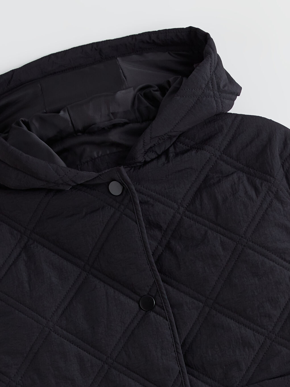 Siyah Kapüşonlu Kapitone Kız Çocuk Mont-2